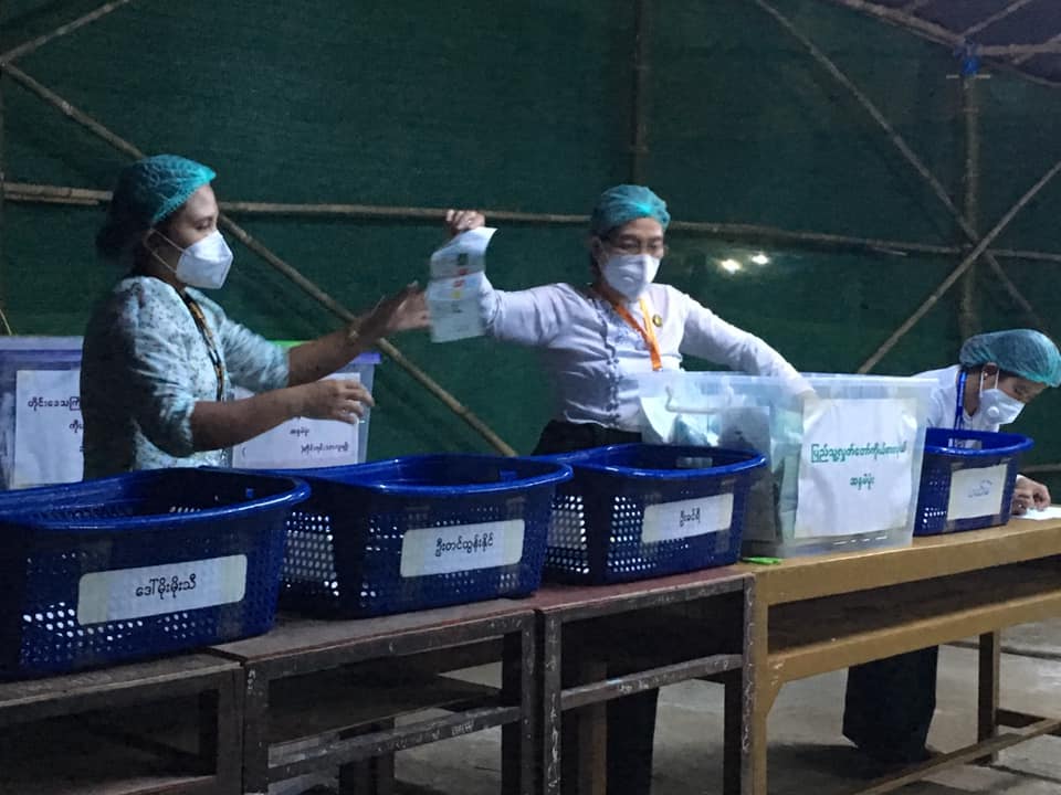 ဆိပ်ကြီးခနောင်တိုတွင် အန်အယ်လ်ဒီအနိုင်ရ၊ ကြံ့ခိုင်ရေးပါတီ ဒုဥက္ကဋ္ဌ ဦးခင်ရီ ရှုံးနိမ့်