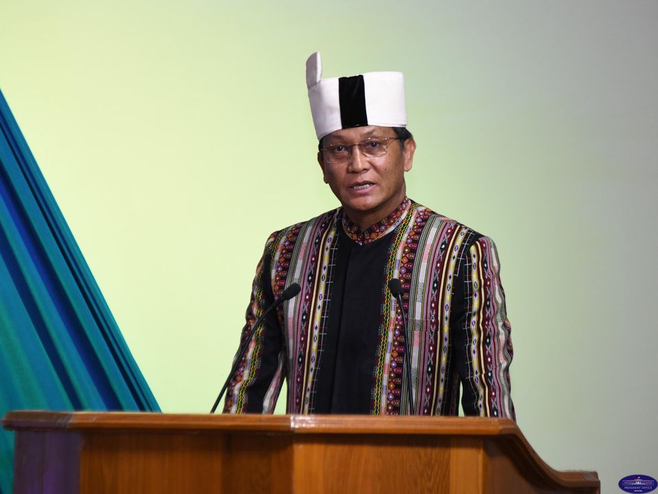ဒုသမ္မတ ဦးဟင်နရီဗန်ထီးယူအနိုင်ရကြောင်း ကော်မရှင်အတည်ပြုထုတ်ပြန်