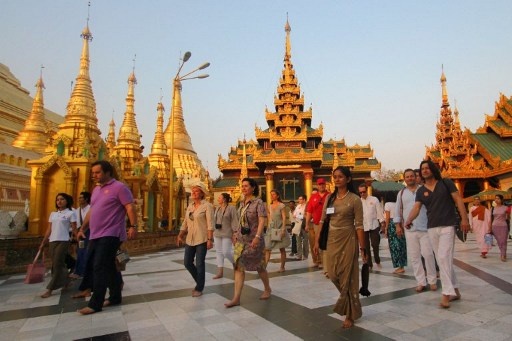 Stay at Home သတ်မှတ်ထားခြင်းမရှိသည့်နေရာများ၌ ဘုရားဖူးမြော်ခွင့်ပြုနိုင်ရေး ဆွေးနွေး