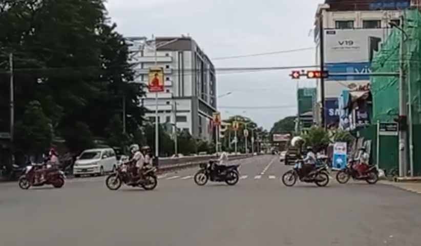 မြစ်ကြီးနားတွင် နေ့ခင်းဘက် ဆိုင်ကယ်ရှေ့မီးထွန်းပြီးမမောင်းပါက အရေးယူမည်