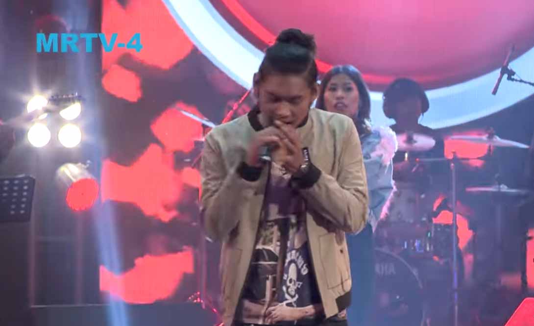 သာဒီးလူ၏ “တရားခွင်”သီချင်းဖြင့် KnockOuts Round ကို ဖြတ်ကျော်ခဲ့သည့် မိုးသား (ရုပ်သံ)