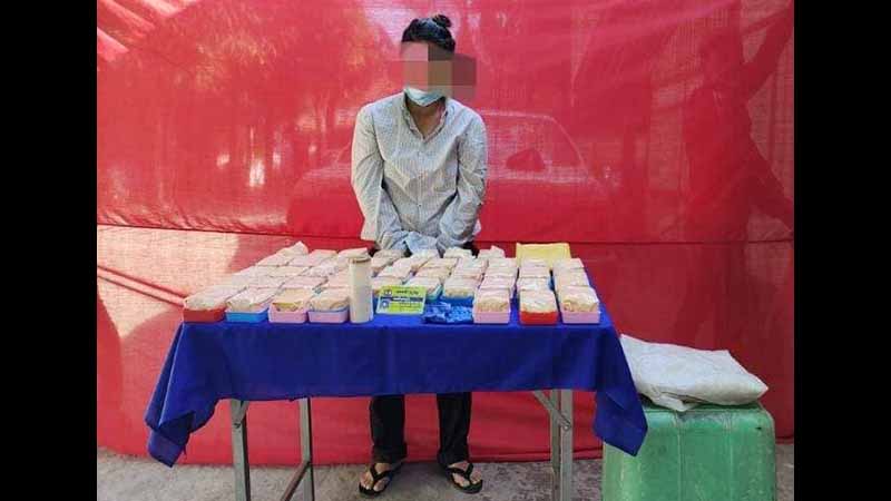 မှုခင်းရှုထောင့် သတင်းထောက်ကတ်ကိုင် အမျိုးသမီး ၁ ဦးကို မူးယစ်ဆေးများဖြင့် ဖမ်းမိ
