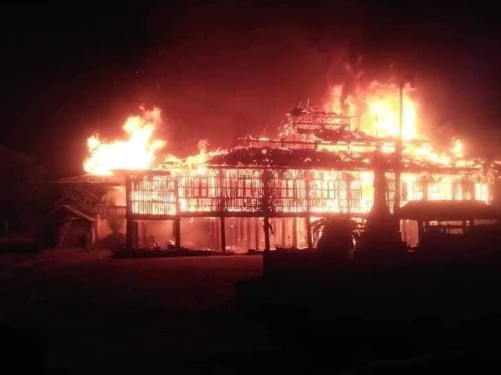မိုင်းကိုင်မြို့နယ် စုံလောကျေးရွာဘုန်းကြီးကျောင်း မီးလောင်၊ တန်ဖိုး ကျပ်သိန်း ၅၀၀၀ ခန့်ဆုံးရှုံး 