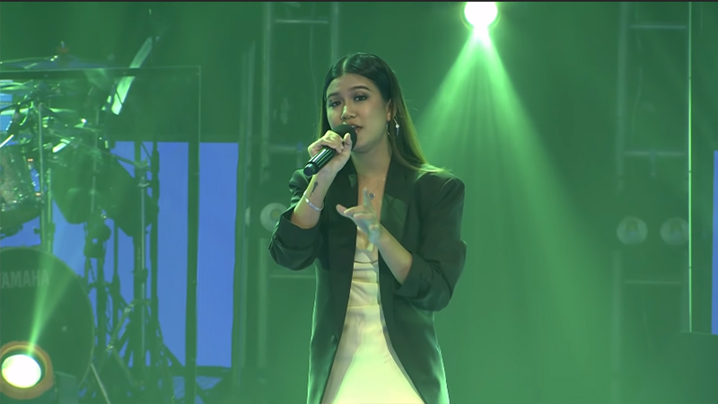 ပရိသတ်မဲအများဆုံးဖြင့် The Voice Myanmar Live Show အဆင့်ကို ဖြတ်ကျော်ခဲ့သည့် ခင်ရတနာစိုး(ရုပ်သံ)