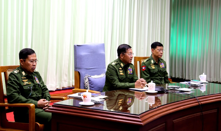 သမ္မတအနေဖြင့် ရွေးကောက်ပွဲကော်မရှင်ကို ကြပ်မတ်ထိန်းကျောင်းရန် တပ်မတော်တိုက်တွန်း 