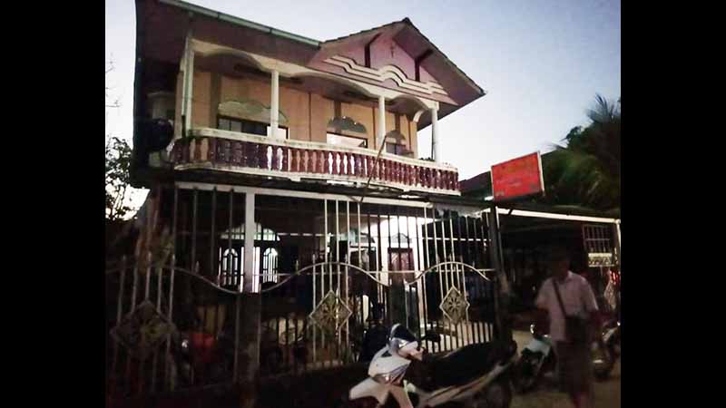 ပေါင်မြို့နယ်တွင် နေ့ခင်းကြောင်တောင် နေအိမ်အနုကြမ်းစီးမှုဖြစ်ပွား
