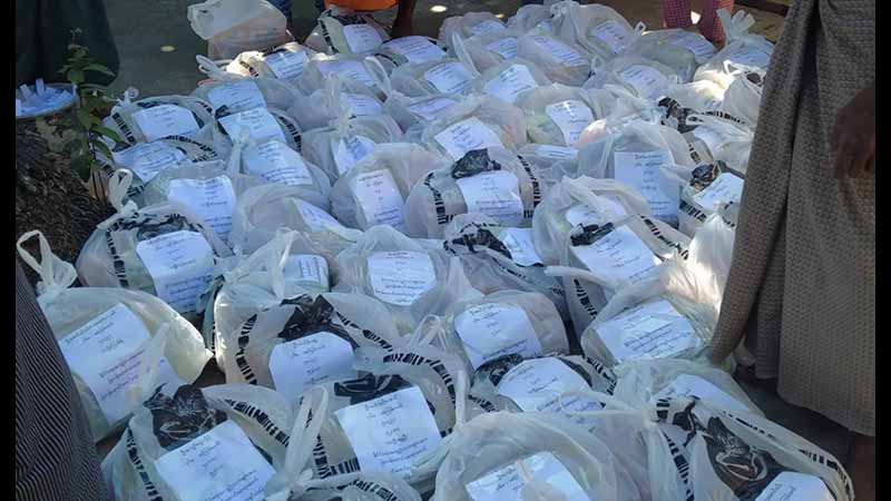 အကြမ်းဖက်မှုဥပဒေဖြင့် အမှုဖွင့်ခံရသူများကို စားနပ်ရိက္ခာ လှူဒါန်း