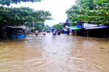 ရခို္င္ျပည္နယ္ သံတဲြတြင္ ေရလြွႊမ္း