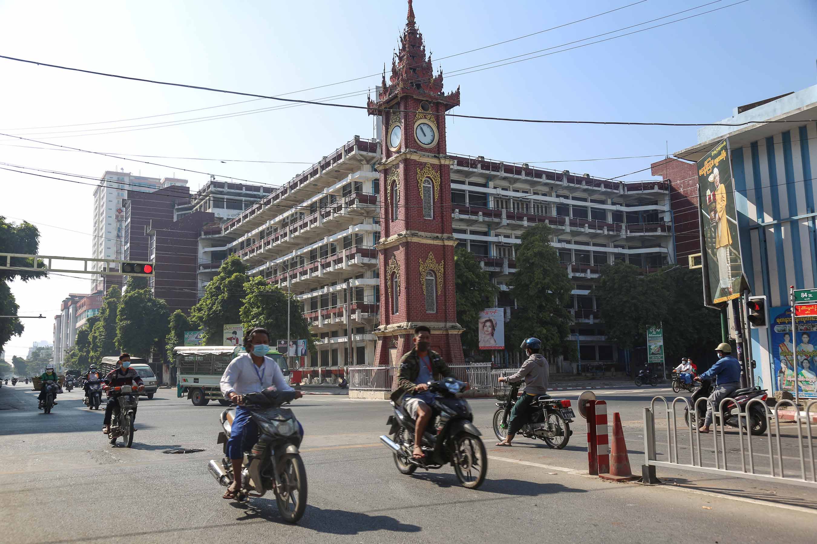 ပြန်လည် လှုပ်ရှားသက်ဝင်လာသည့် မန္တလေး (ဓာတ်ပုံ) 