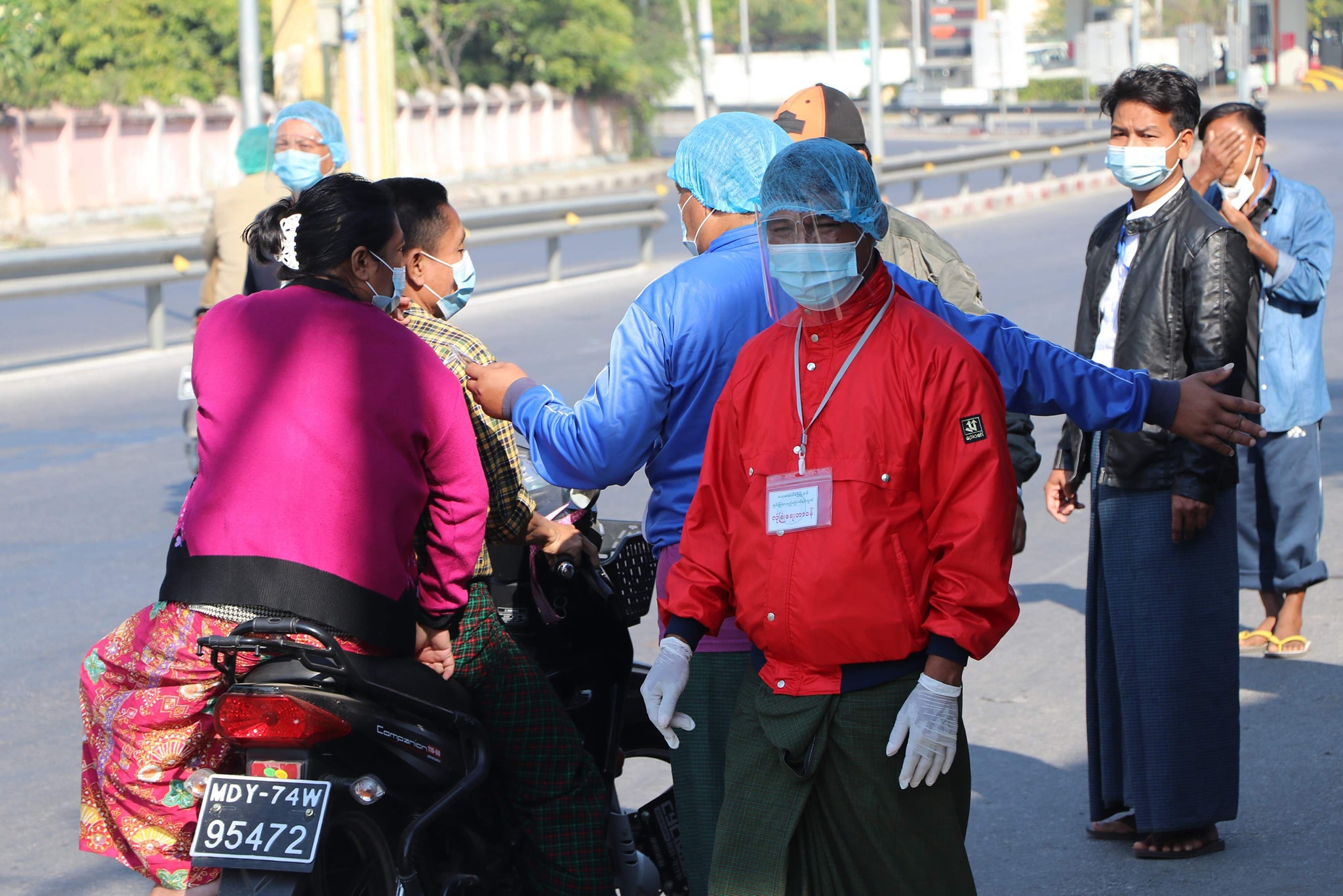 မန္တလေးတိုင်း၌ ကိုဗစ်စည်းကမ်းချိုးဖောက်သူများထံမှ ဒဏ်ကြေး ကျပ်သိန်း ၆၆၀ ကျော်ရရှိ