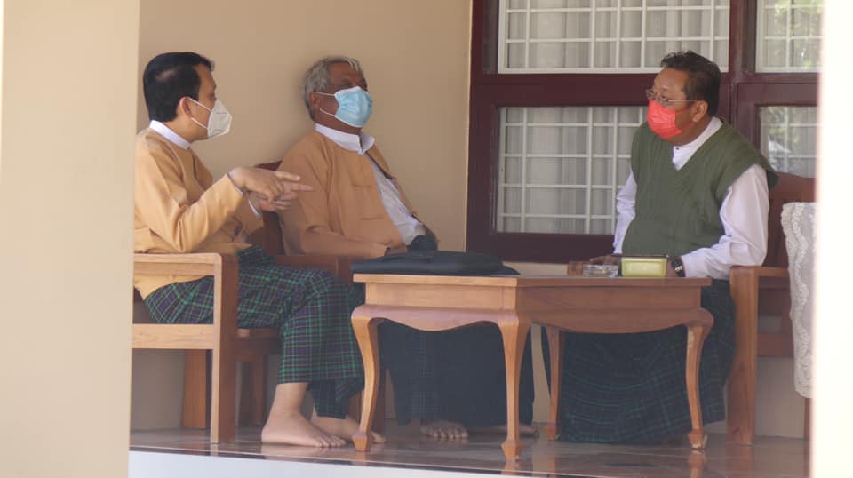 NLD ဗဟိုအလုပ်အမှုဆောင်အစည်းအဝေးကျင်းပ၊ တိုင်းရင်းသားပါတီများနှင့်တွေ့ဆုံမည့်ကိစ္စ ဆွေးနွေးမည် (ဓာတ်ပုံ)