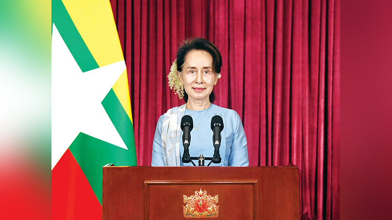 ဖေဖော်ဝါရီတွင် ကျန်းမာရေးဝန်ထမ်းများကို ကိုဗစ်ကာကွယ်ဆေးထိုးပေးမည်ဟု အတိုင်ပင်ခံပြော