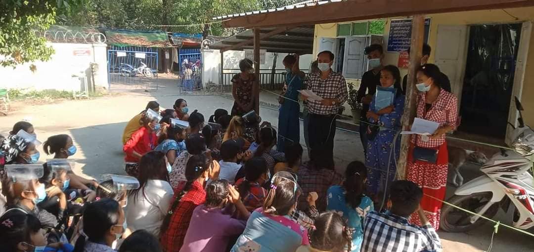 Myanmar Xingwei ဖိနပ်စက်ရုံ အလုပ်သမား ၁၀၀ ကျော် အလုပ်ထုတ်ခံရ