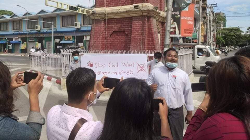 ရတနာပုံတက္ကသိုလ် ကျောင်းသားများသမဂ္ဂ ဒု-ဥက္ကဋ္ဌကို ထောင်ဒဏ် ၁ နှစ် ချမှတ်