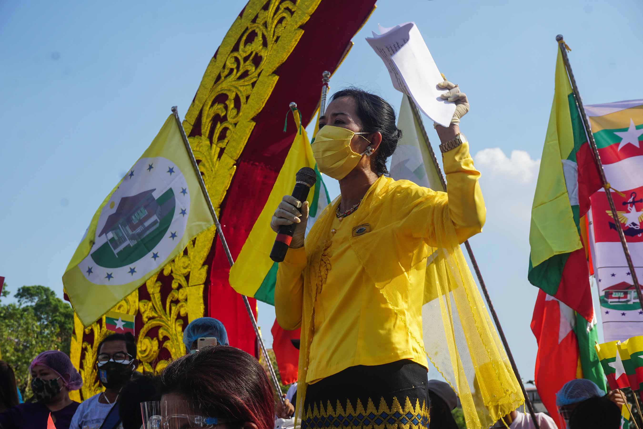 တပ်မတော်အာဏာသိမ်းရန် ဖေ့စ်ဘွတ်ခ်တွင်ရေးတင်ခဲ့သည့် အမျိုးသမီး ၁ ဦး ဖမ်းဆီးခံရ