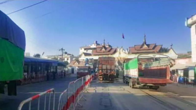 မြန်မာ-တရုတ် နယ်စပ် အဓိက ဝင်/ထွက်ပေါက် မန့်ဝိန်းဂိတ်​ပေါက် နှစ်ဖက်လုံး ပြန်ဖွင့်
