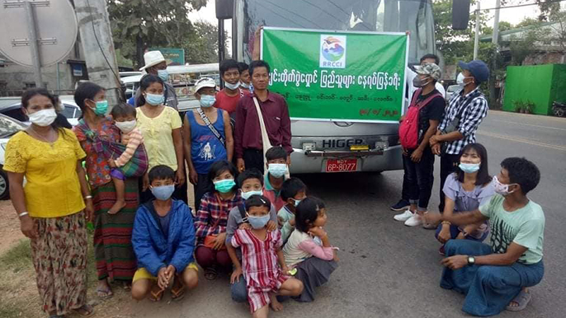 မှော်ဘီ စာဖြူစုစခန်းရှိ စစ်ဘေးရှောင်အချို့ နေရပ်ပြန်