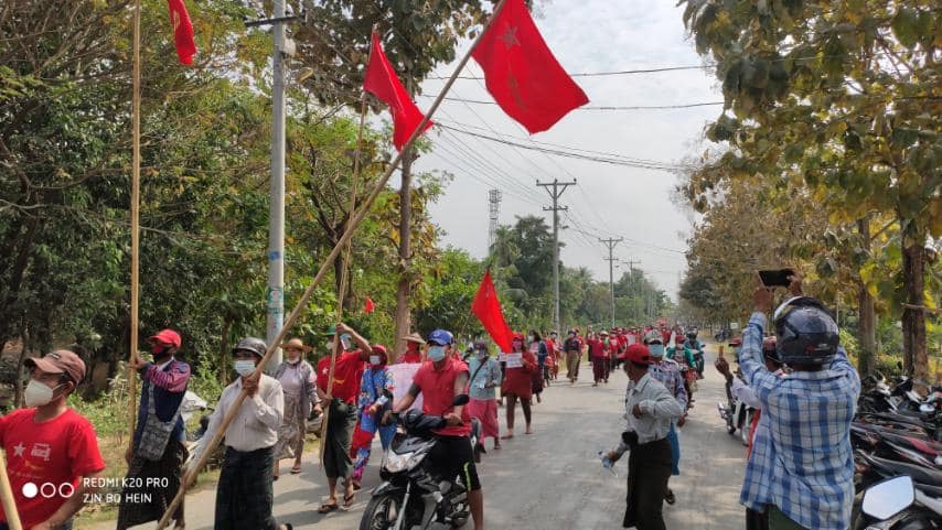 အာဏာရှင်အမြန်ဆုံးကျဆုံးရေး အင်္ဂပူ၊ မြန်အောင်နှင့် ဟင်္သာတ ဆန္ဒပြပွဲမြင်ကွင်း