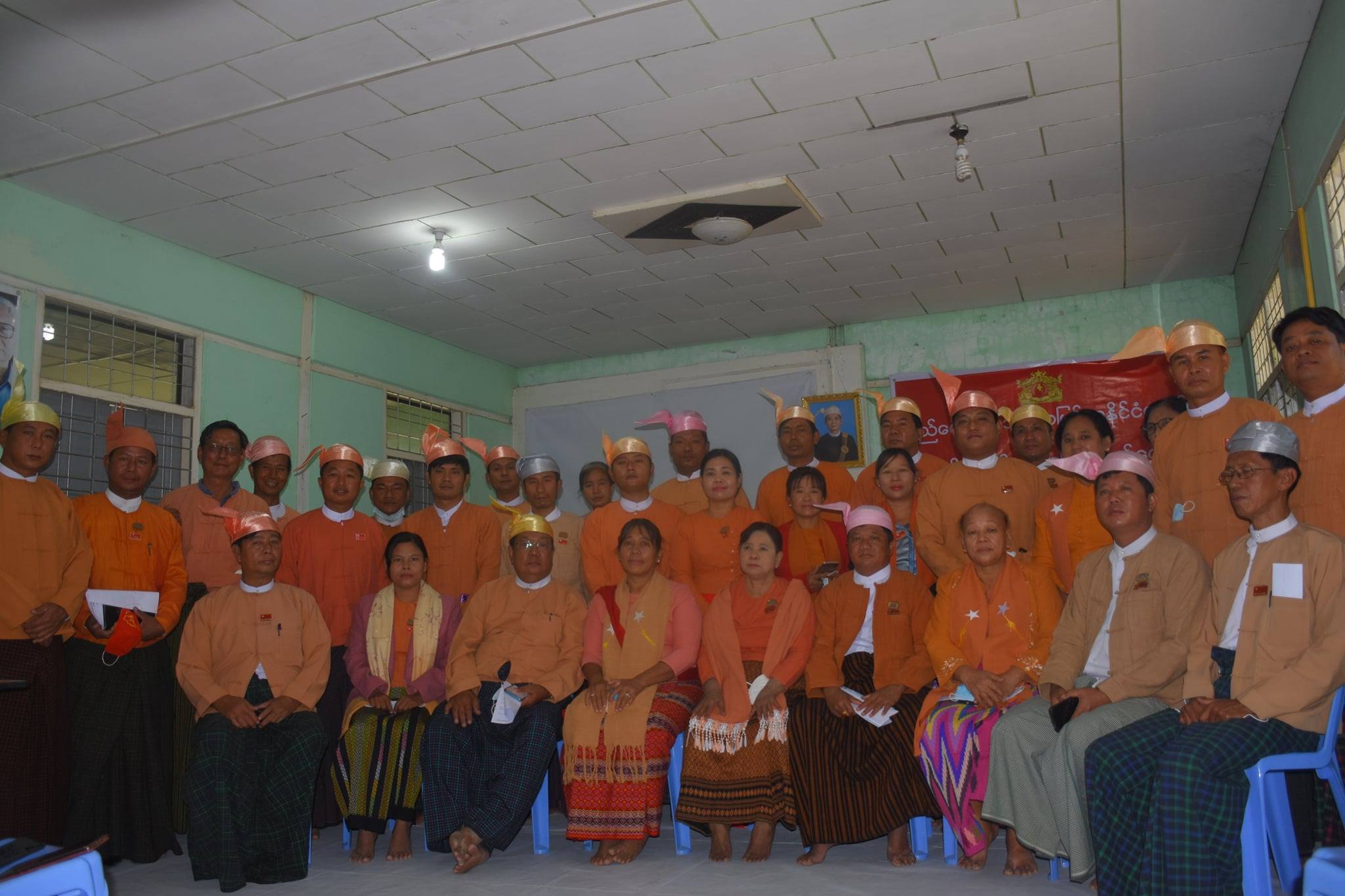 စစ်ကိုင်းတိုင်းလွှတ်တော်ခေါ်ယူကျင်းပ၊ ဒေါက်တာမြင့်နိုင် ဦးဆောင်သည့် တိုင်းအစိုးရ တရားဝင် ဆက်ရှိ နေဟုကြေညာ