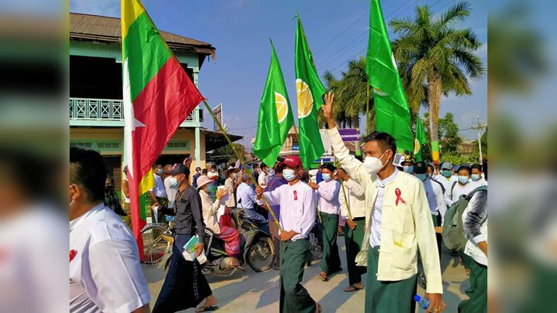 ဟင်္သာတ၊ ကြံခင်းနှင့်မြန်အောင်တွင် ပညာရေးနှင့်ပြည်သူ့ဝန်ထမ်းများ အထွေထွေသပိတ်တွင် ပါဝင်လာ