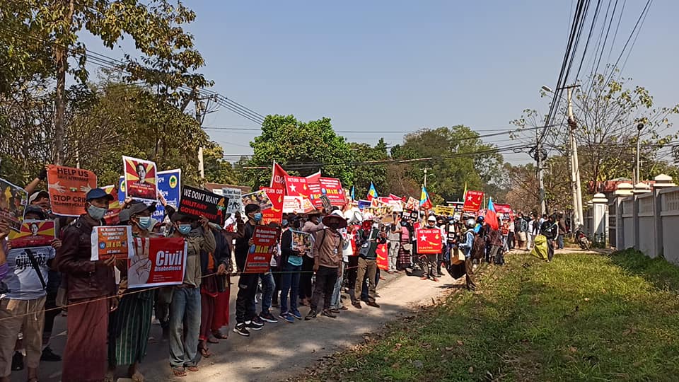 လွိုင်ကော်တွင် စစ်အာဏာဆန့်ကျင်ရေး လူထုလှုပ်ရှားမှု ဆက်လုပ်