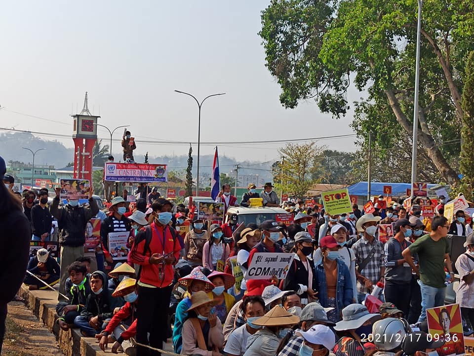 လွိုင်ကော် မြန်မာ့စီးပွားရေးဘဏ်ရှေ့ဆန္ဒပြပွဲအပြီး လုံခြုံရေးတင်းကျပ်ချထား