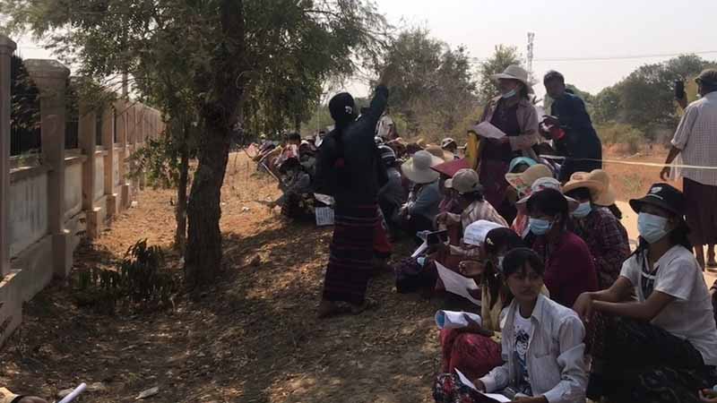 တပ်မတော်ကျန်းမာရေးအဖွဲ့ကို လက်မခံကြောင်း သာစည်တွင် အင်အား ၆၀၀ ကျော် ဆန္ဒပြ