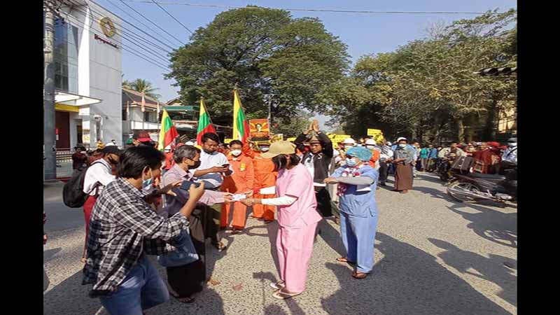 CDM လုပ်နေသည့် ကျန်းမားရေးနှင့် GP ဝန်ထမ်းများကို ပြည်သူက ဆုချီးမြှင့်