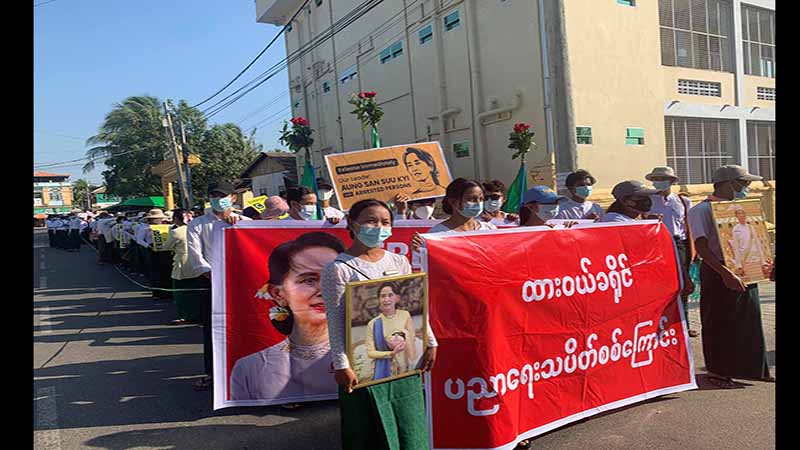 ထားဝယ်သပိတ် ဆရာ/ဆရာမများ အင်အားထောင်ချီ ပူးပေါင်း