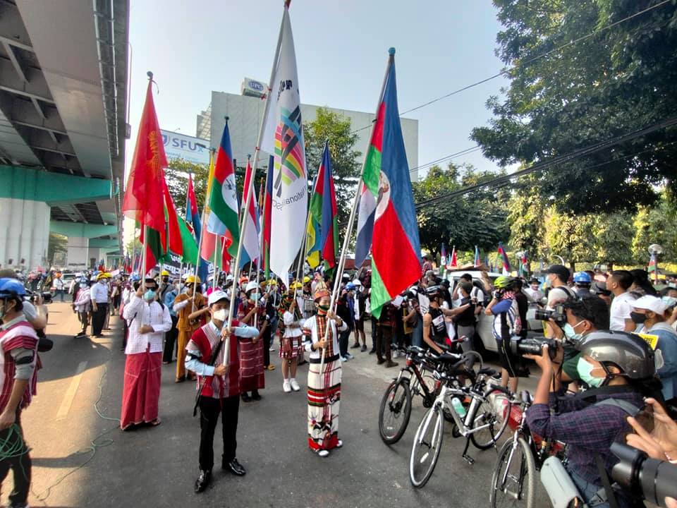အာဏာရှင်စနစ်နှင့် ဖွဲ့စည်းပုံအခြေခံဥပဒေ ဖျက်သိမ်းရေး ချင်းလူမျိုးများ တောင်းဆို