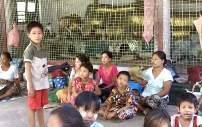 ရခိုင္တြင္ ကေလးငယ္ ၁ သိန္းေက်ာ္ ပဋိပကၡေဘးဒဏ္ခံေနရ