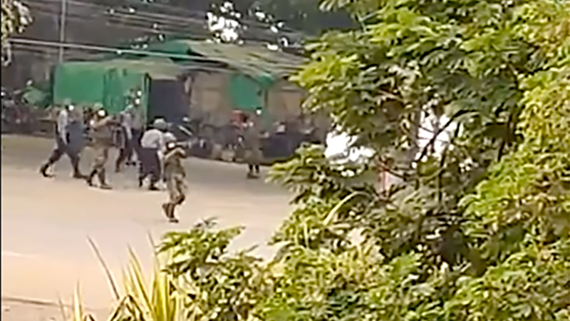 ဆန္ဒပြသူများအား စစ်တပ်က ပစ်ခတ်ခြင်းကို နိုင်ငံတကာ အပြင်းအထန်ကန့်ကွက်၊ သင့်တော်သည့် ဆုံးဖြတ်ချက်ချမည်ဟု EU ပြော