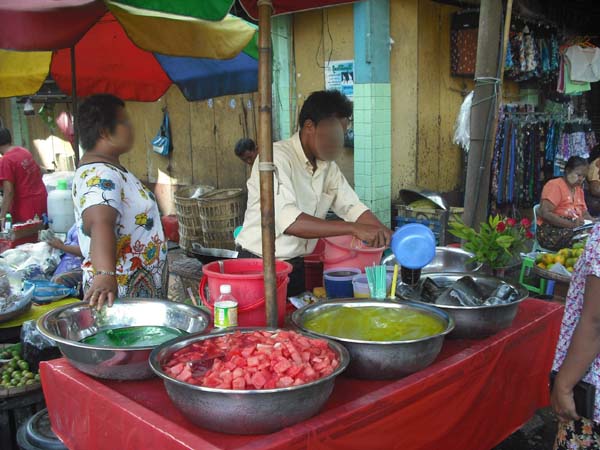 လမ္းေဘးေဈးဆိုင္မ်ား က်န္းမာေရးနွင့္ ညီညြတ္မႈရိွရန္ ပညာေပးမည္