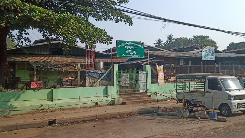 ၂ ငါးလုံး အထွေထွေသပိတ်တွင် ကုန်တိုက်၊ စူပါမတ်ကတ်နှင့် ဈေးဆိုင်များပိတ်ပြီး ပူးပေါင်းပါဝင်