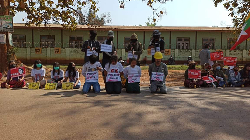 ဆီဆိုင်မြို့တွင် အာဏာသိမ်းစစ်အစိုးရကို ဝန်ထမ်းနှင့်ပြည်သူများက ဆက်လက်ဆန့်ကျင်ဆန္ဒပြ