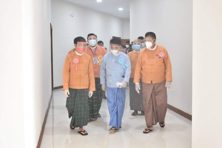 ဧရာဝတီတိုင်းတွင် လူမှုရေးဝန်ကြီးနှင့် လွှတ်တော်ကိုယ်စားလှယ်များ အမှုဖွင့်ခံထားရ