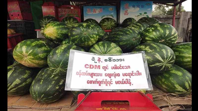 ရဲနှင့်စစ်သား စျေးမရောင်းပါ မြစ်ကြီးနားမြို့ကဆိုင်များ နာမည်စာရင်းလိုက်ကောက်နေ
