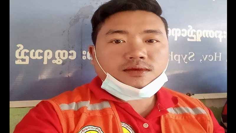 ဖမ်းထားသည့် ပရဟိတသမား ကိုဝေဠုကို ပြန်လွှတ်ပေးရန် ပဒါန်းရဲစခန်းရှေ့ ဆန္ဒပြ