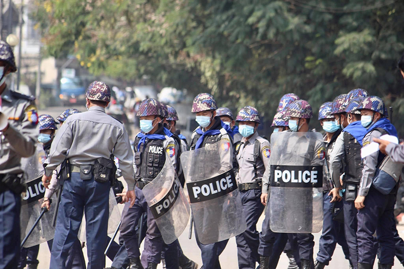 ရေးမြို့နယ် ဆန္ဒပြပွဲပြီးမှ ရဲအင်အားအလုံးအရင်းဖြင့် လာရောက်လူစုခွဲ