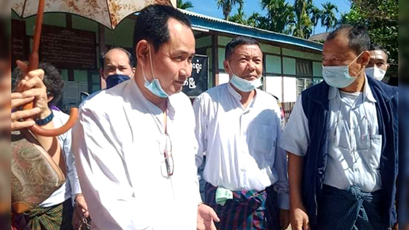 အကြမ်းဖက်ဥပဒေဖြင့် တရားစွဲထားသည့် တောင်ကုတ် စည်ပင်ဥက္ကဋ္ဌအပါအဝင် ၄ ဦးကို စွဲချက်တင် အမိန့်ချ