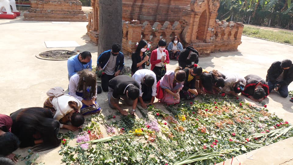 ကျဆုံးသွားသူများအတွက် နေပြည်တော်တွင် ဆုတောင်းပွဲပြုလုပ်