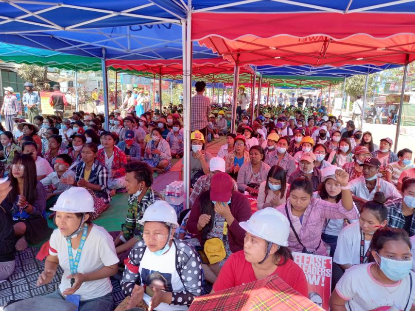 ရွှေပြည်သာမြို့နယ်တွင် ပြည်သူ ၅၀၀၀ ဝန်းကျင် ထိုင်သပိတ်ဆင်နွှဲ