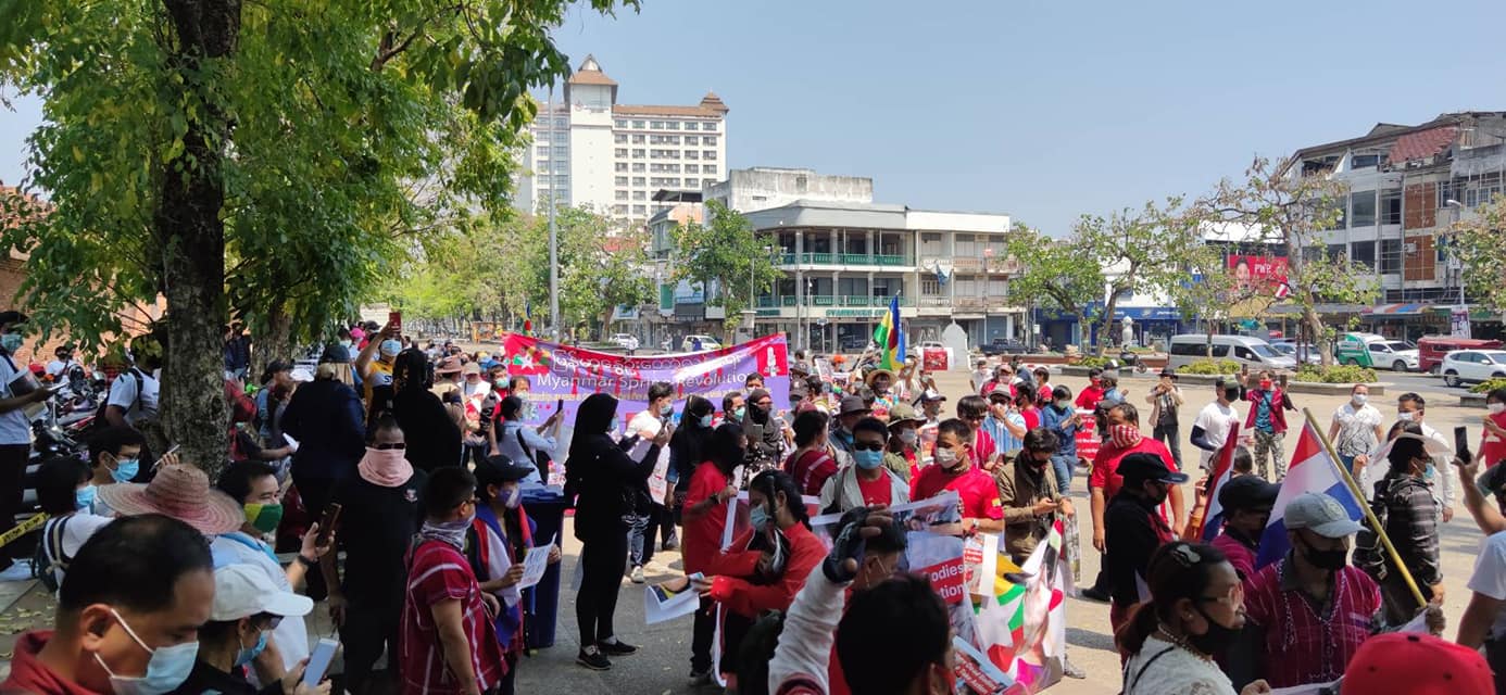 ချင်းမိုင်တွင် ရွှေ့ပြောင်းလုပ်သားတိုင်းရင်းသားပေါင်းစုံမှ  နွေဦးတော်လှန်ရေးဆင်နွှဲ