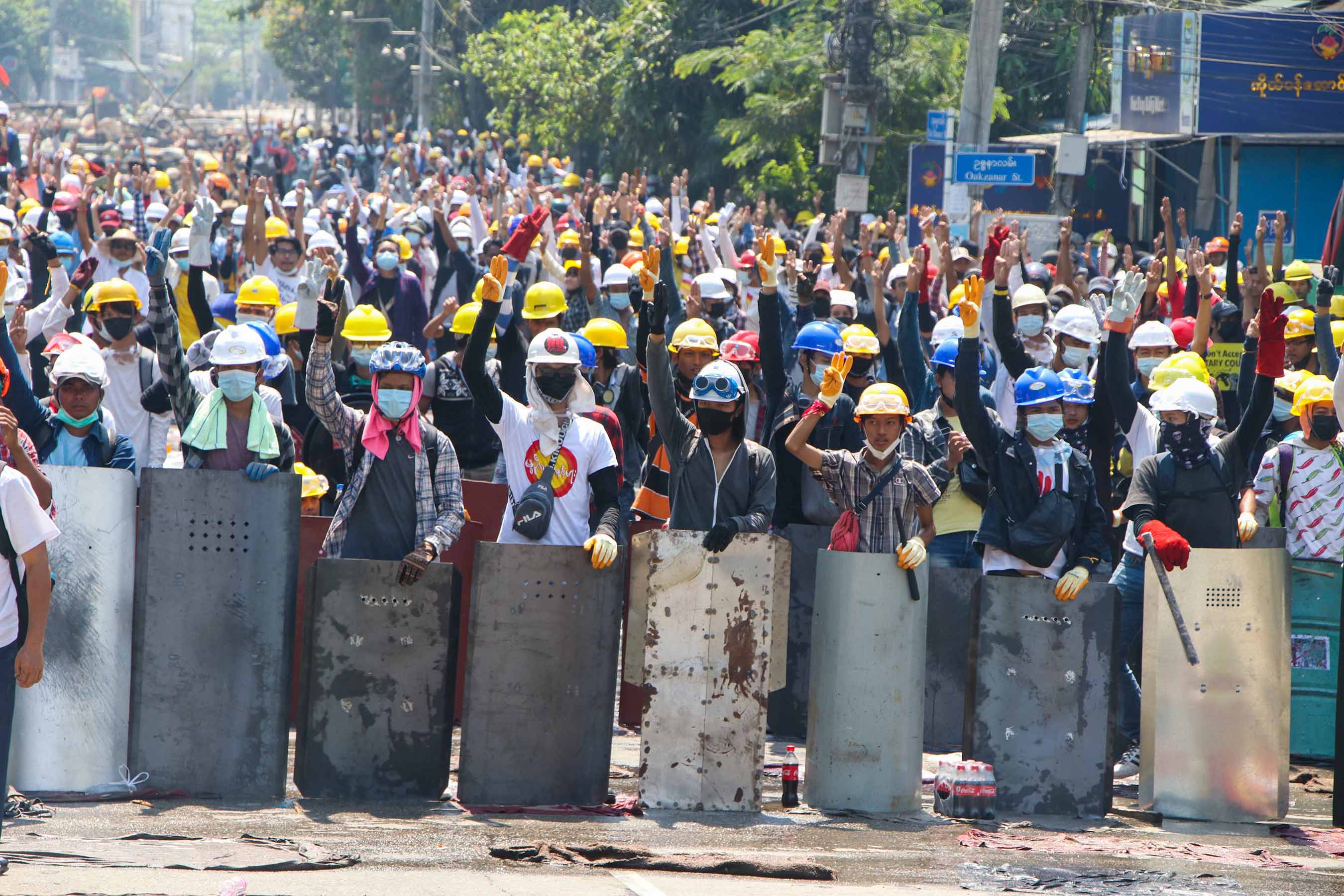မြောက်ဥက္ကလာနှင့် စမ်းချောင်းတွင် စစ်အာဏာရှင်ကိုဆန့်ကျင်တော်လှန်နေကြသူများ မြင်ကွင်း