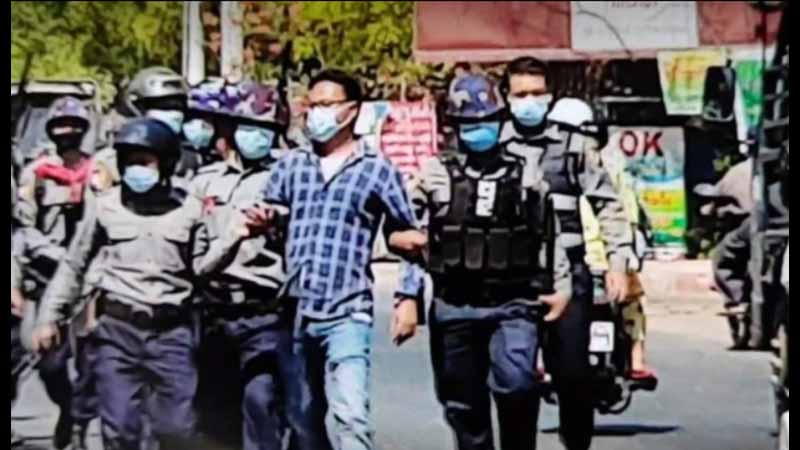 မိတ္ထီလာဆန္ဒပြပွဲတွင် သေနတ်ပစ်ဖောက် ဖမ်းဆီးသွားသူ ၂ ဦးကို ခံဝန်ဖြင့် ပြန်လွှတ်