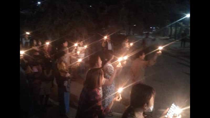 စစ်ကိုင်း မီးထွန်းဆုတောင်းသူများကို စစ်တပ်နှင့်ရဲက နေအိမ်ထဲထိ ရိုက်နှက်ဖမ်းဆီး၊ ၁၀ ဦးကျော် ဖမ်းဆီးခံရ