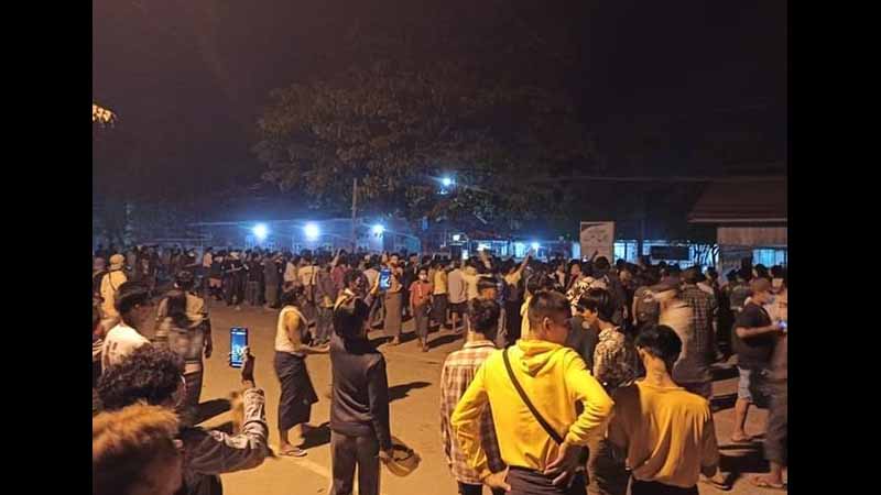 ဖမ်းဆီးခံ မတ္တရာ NLD ဘဏ္ဍာရေးမှူးအား ပြန်လွှတ်ပေးရန် တောင်းဆိုသူများကို ပစ်ခတ်ဖြိုခွင်း၊ ၂ ဦး ဒဏ်ရာရ