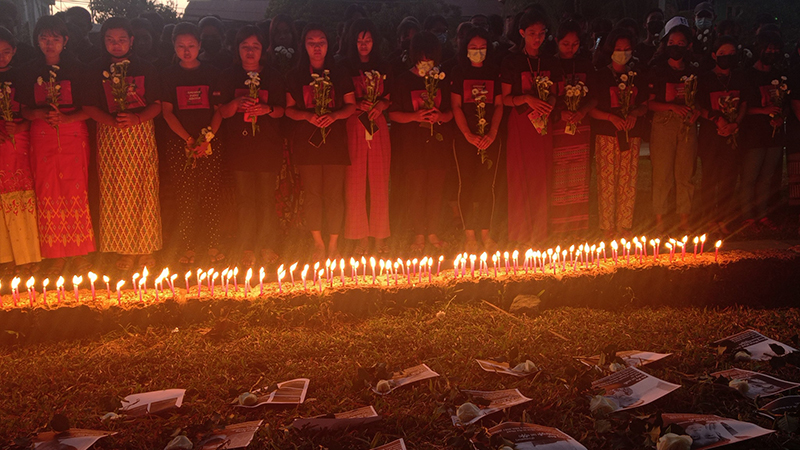 ကျဆုံးရဲဘော်‌များ ငြိမ်းချမ်းစွာ အနားယူနိုင်ရန် ကွမ်းခြံကုန်း ကျောင်း‌သား/သူများ ဆုတောင်း