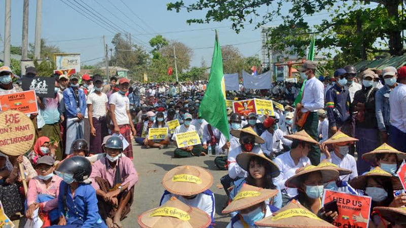အင်္ဂပူမြို့နယ်တွင် CDM ကျောင်းဆရာ/ဆရာမများကို ရဲတပ်ဖွဲ့က ခြိမ်းခြောက်