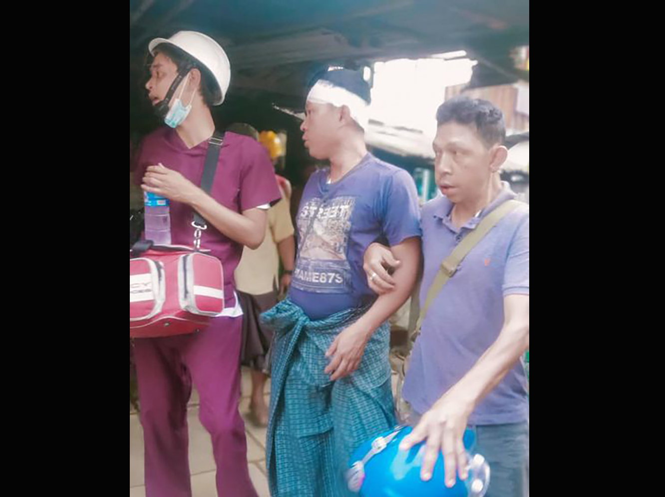 အင်းစိန်တွင် ရပ်ကွက်များထဲ ရဲနှင့်စစ်တပ် ဝင်ရောက်ပစ်ခတ်မှုကြောင့် ၄ ဦး ဒဏ်ရာရ